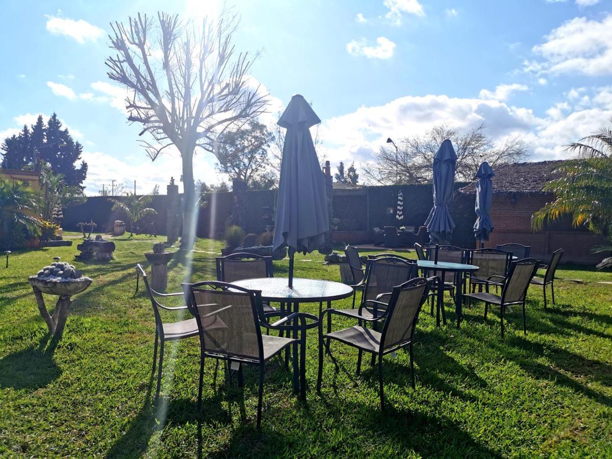 Hotel La Estancia Rio Verde Bagian luar foto