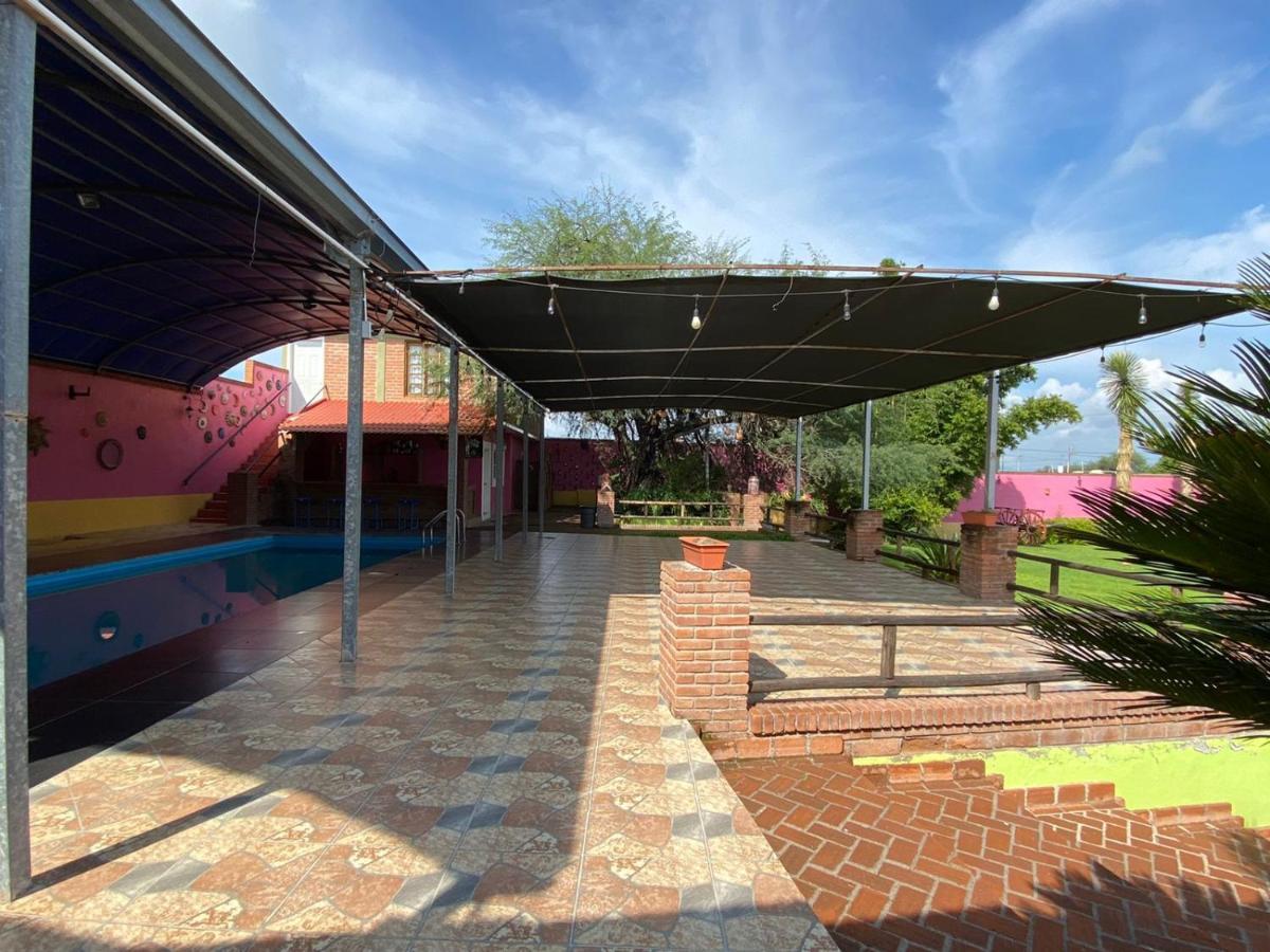Hotel La Estancia Rio Verde Bagian luar foto